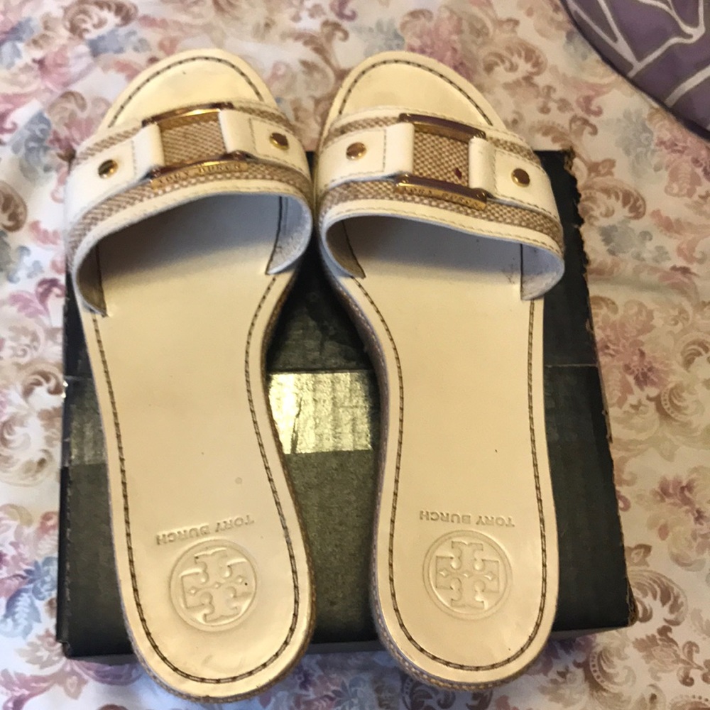 Slightly Used.... Tory Burch wedge in off white